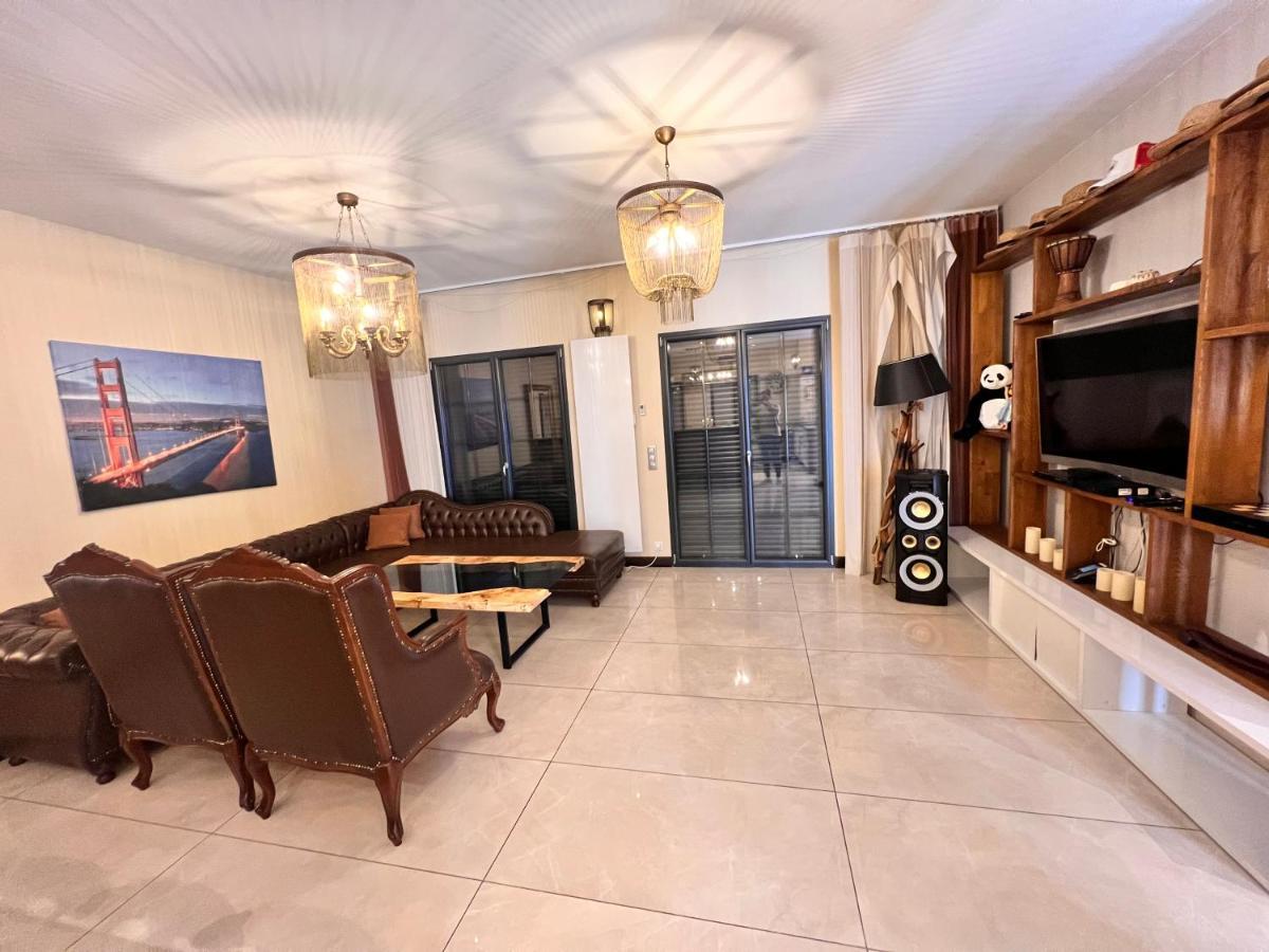 Paris Luxury Guest House - Cdg Aeroport Roissy-en-France Bagian luar foto